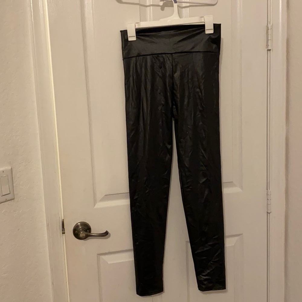 Leather zip up leggings